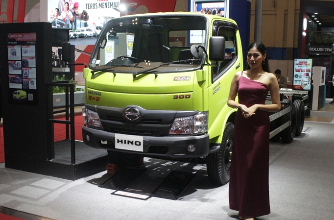 Hino Jakarta 2026 115 SDR Box